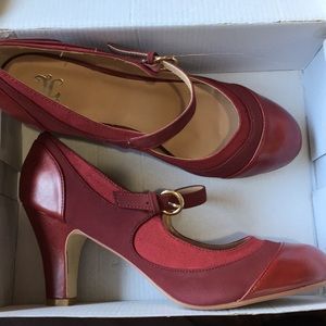 Wine tri color Mary Jane heels